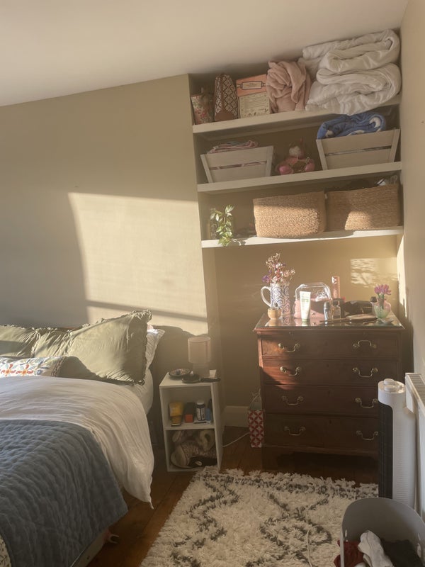 Room Coldharbour Lane in Greater London