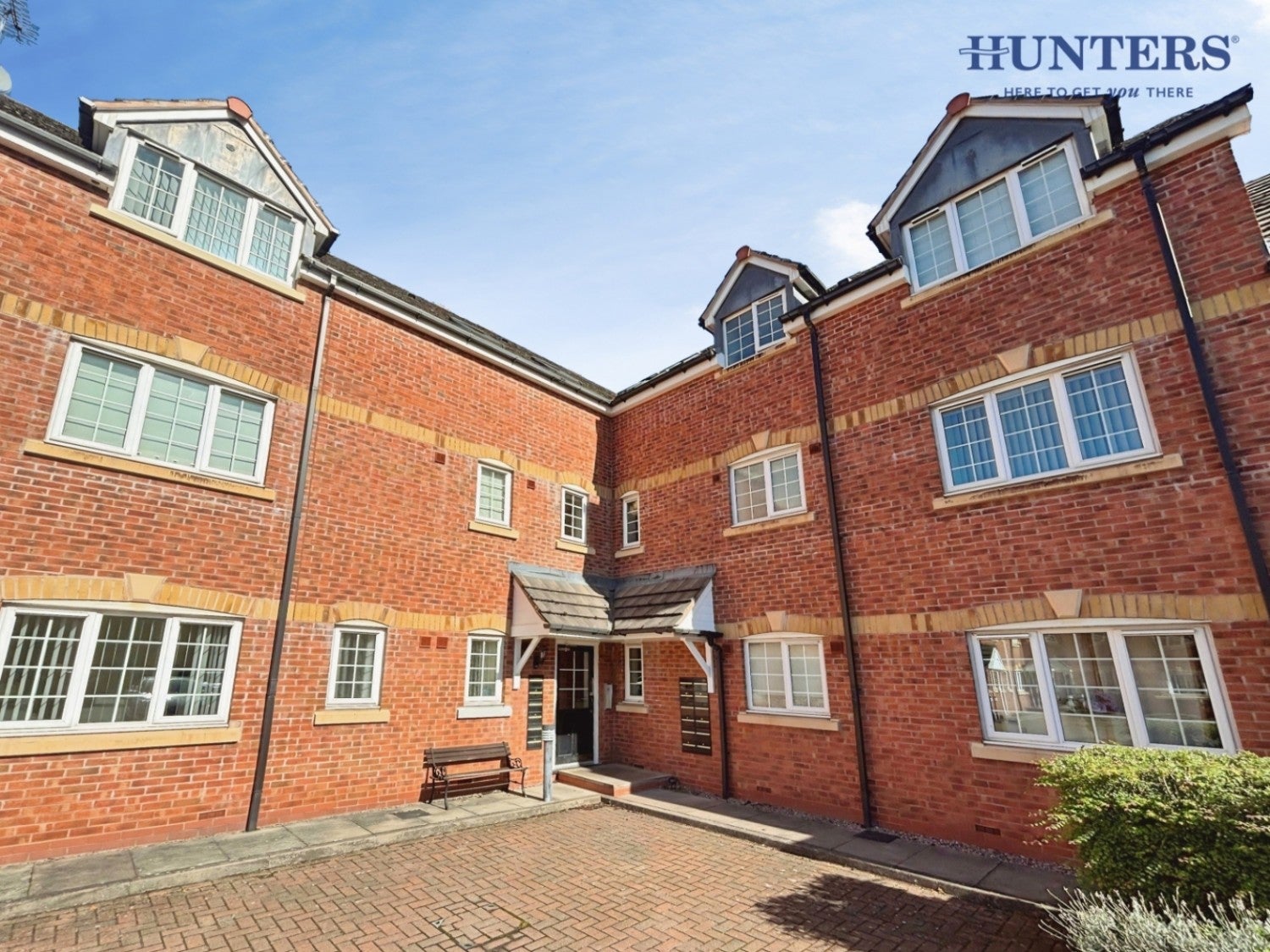 Flat Grovers Hill Court in Cannock Chase