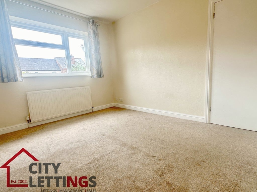 Flat Loscoe Road in Nottingham