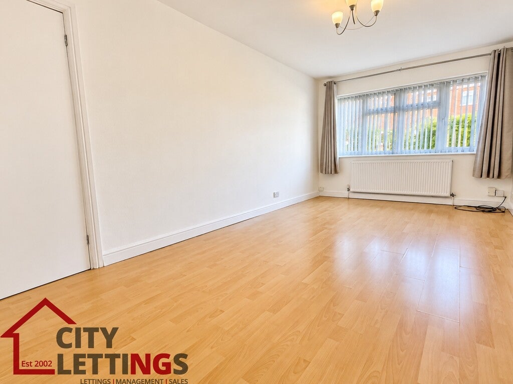 Flat Loscoe Road in Nottingham