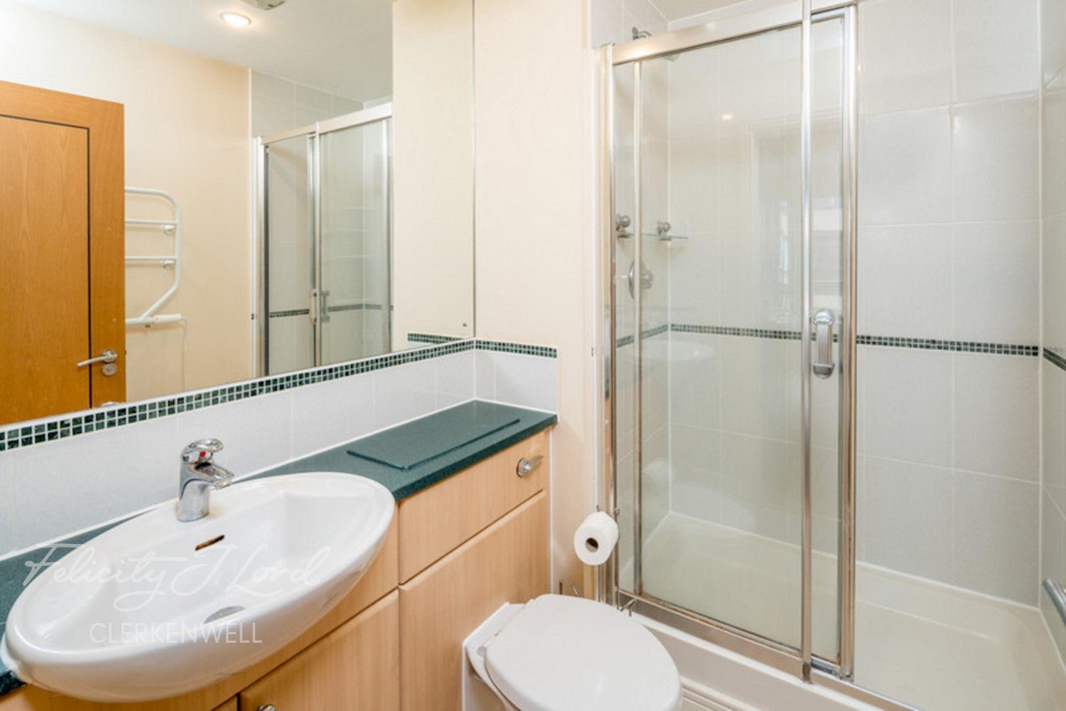 Flat Seward Street in Greater London