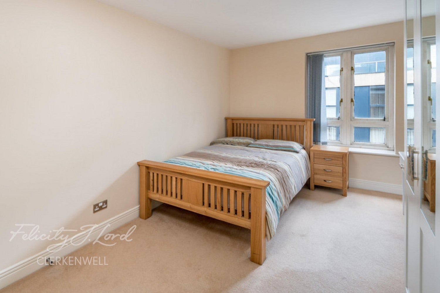 Flat Seward Street in Greater London