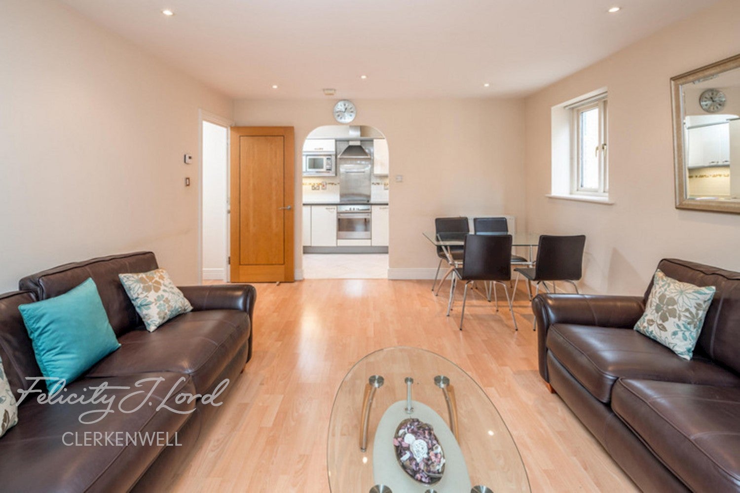 Flat Seward Street in Greater London