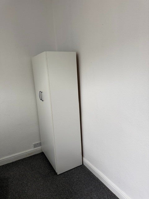 Room Whittier Road in Nottingham