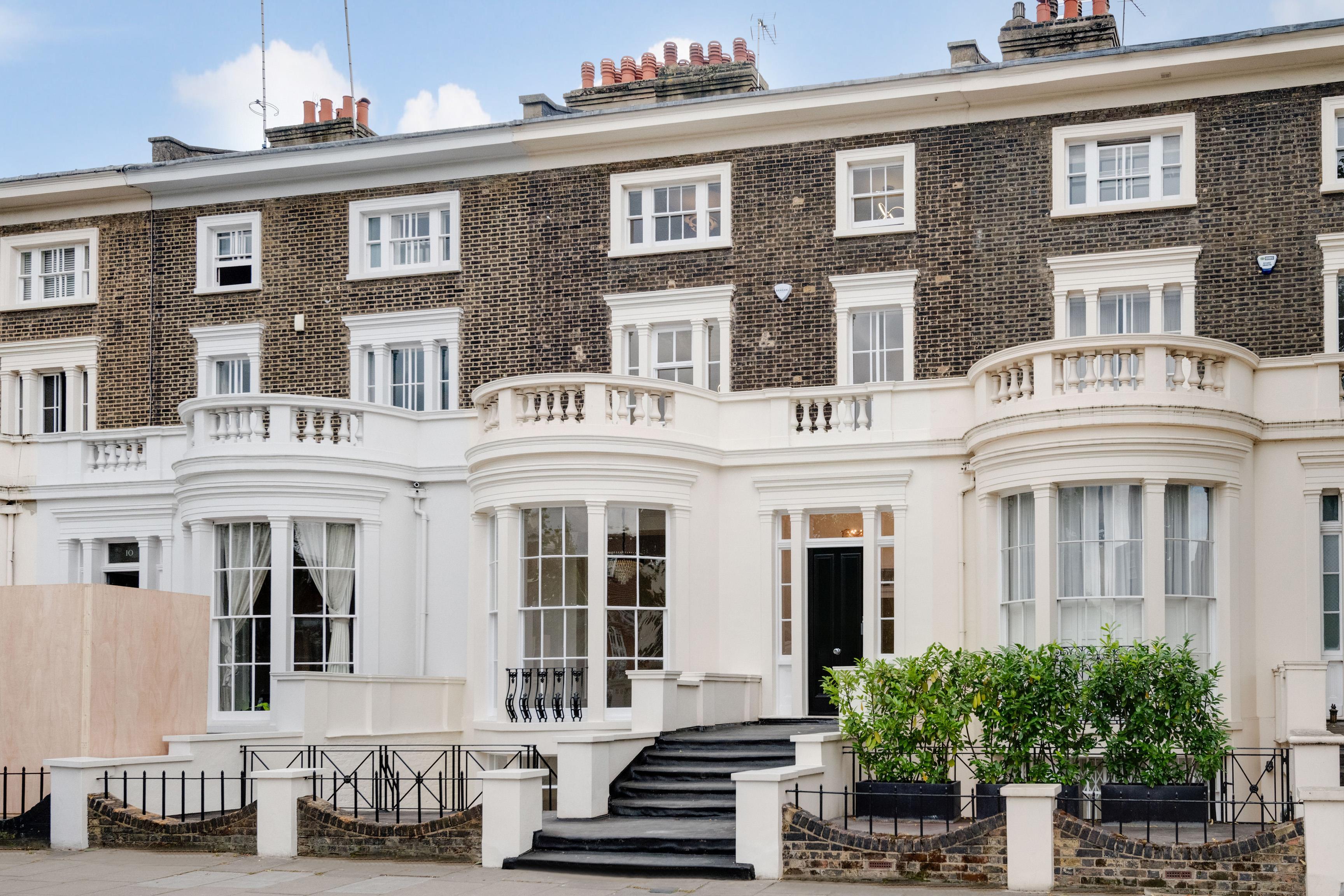 House Cunningham Place in City of Westminster