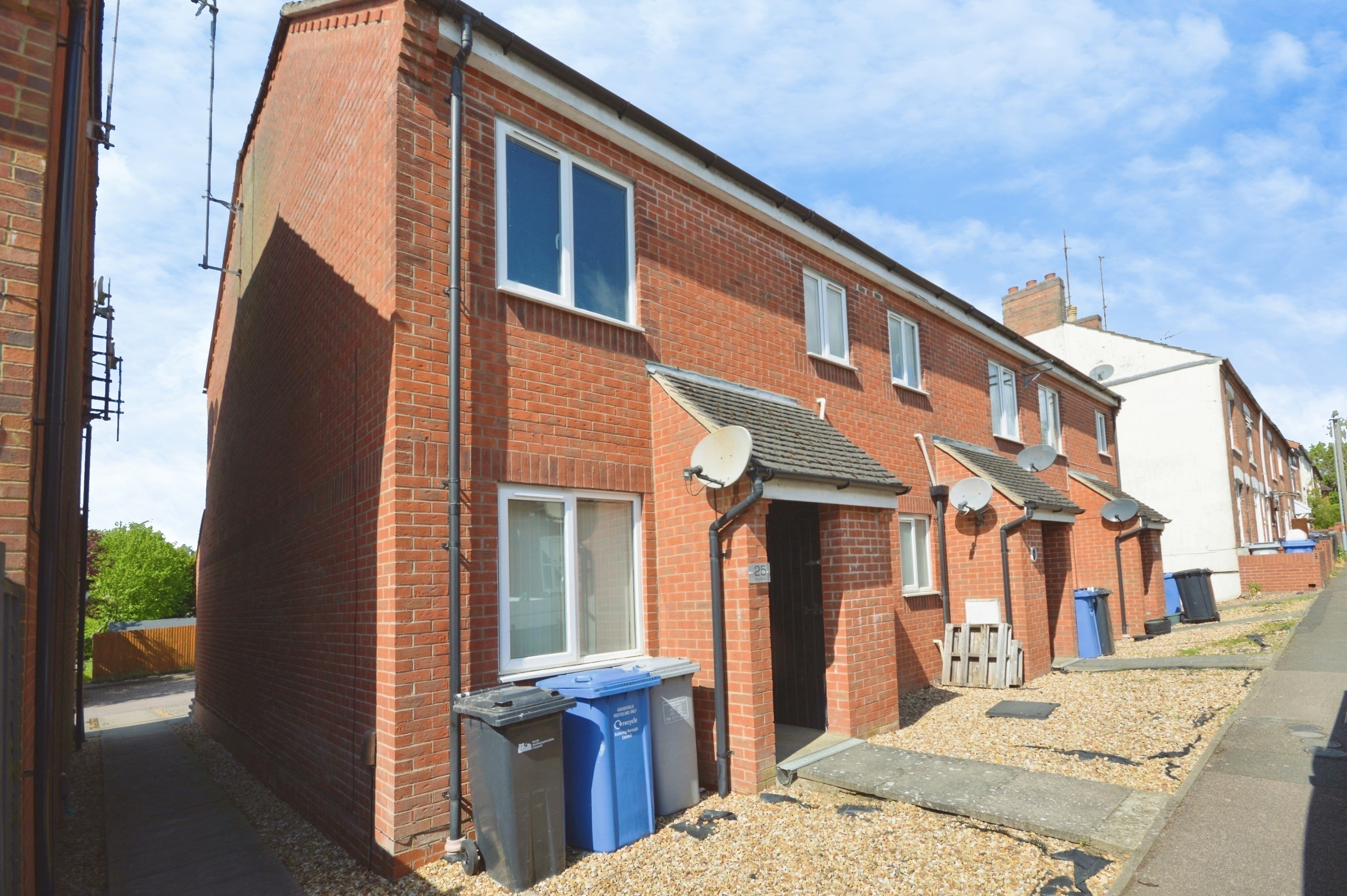 Flat King Street in Desborough