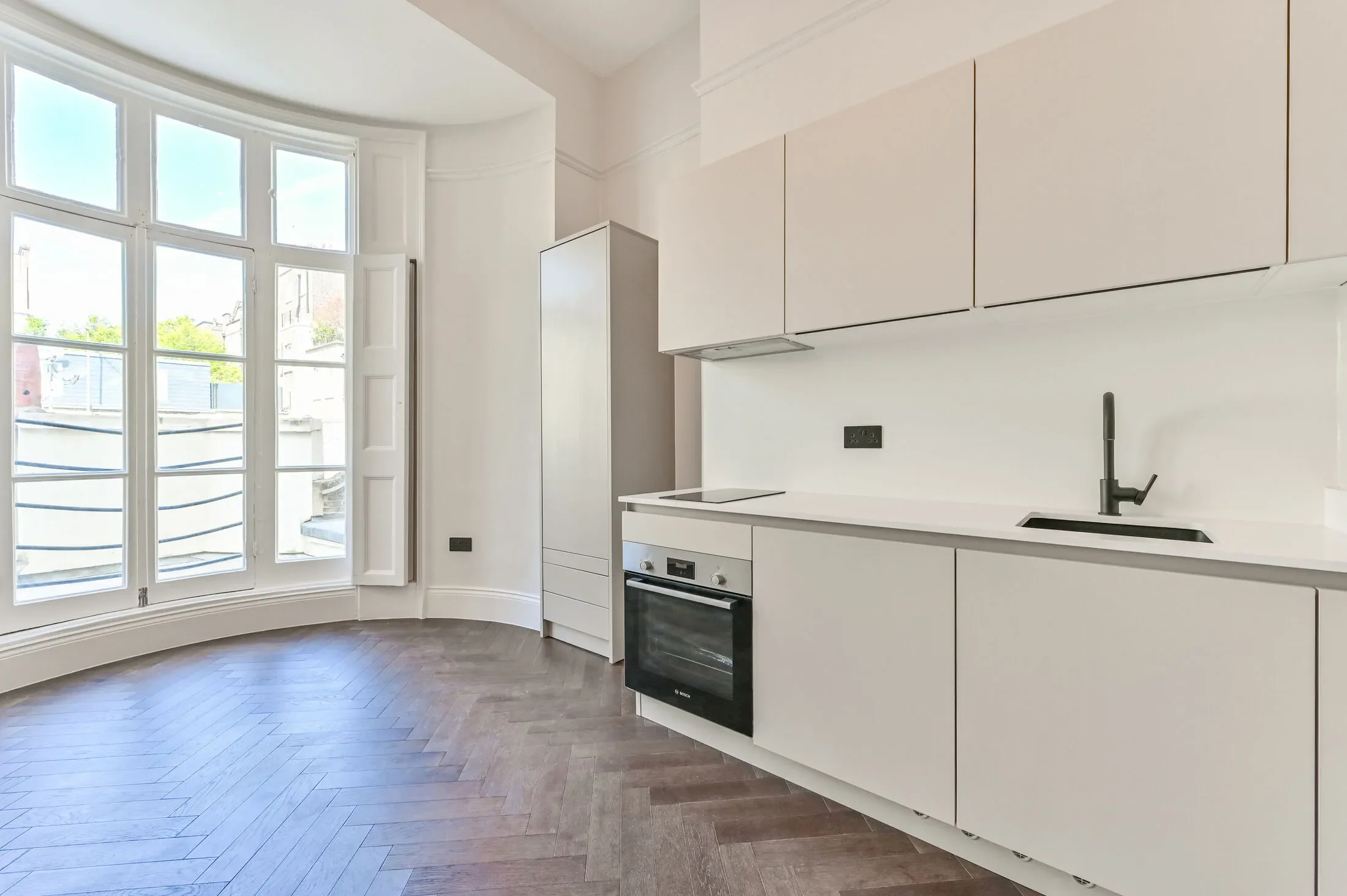 Flat Upper Berkeley Street in City of Westminster