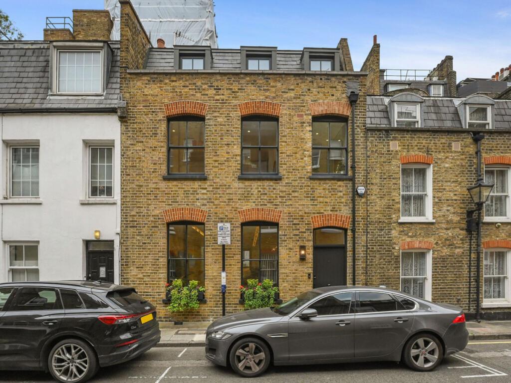 House Bingham Place in City of Westminster