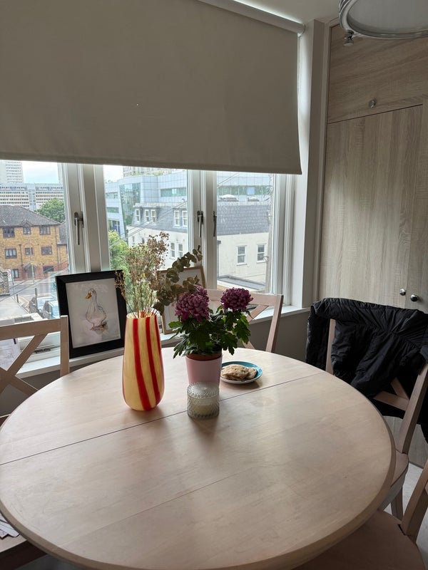 Room Ridgmount Road in Greater London