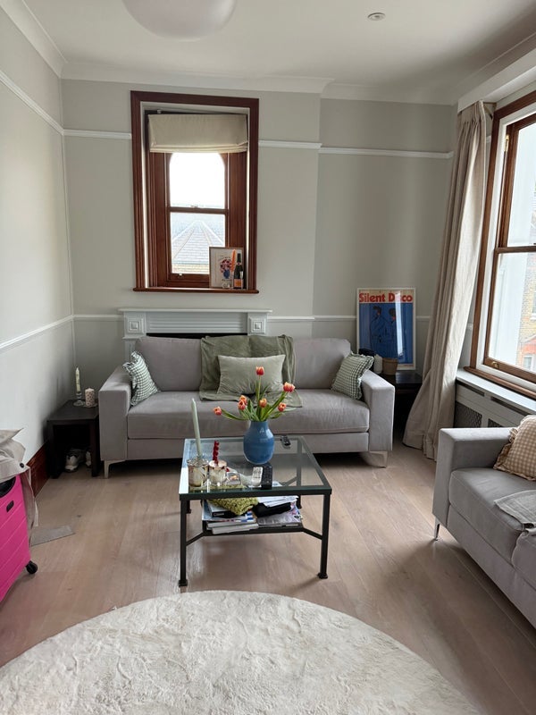 Room Ridgmount Road in Greater London