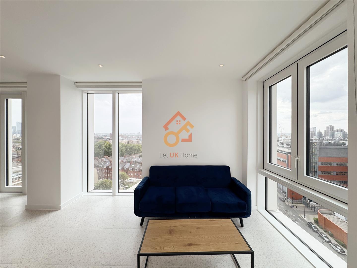 Flat Cendal Crescent in Greater London