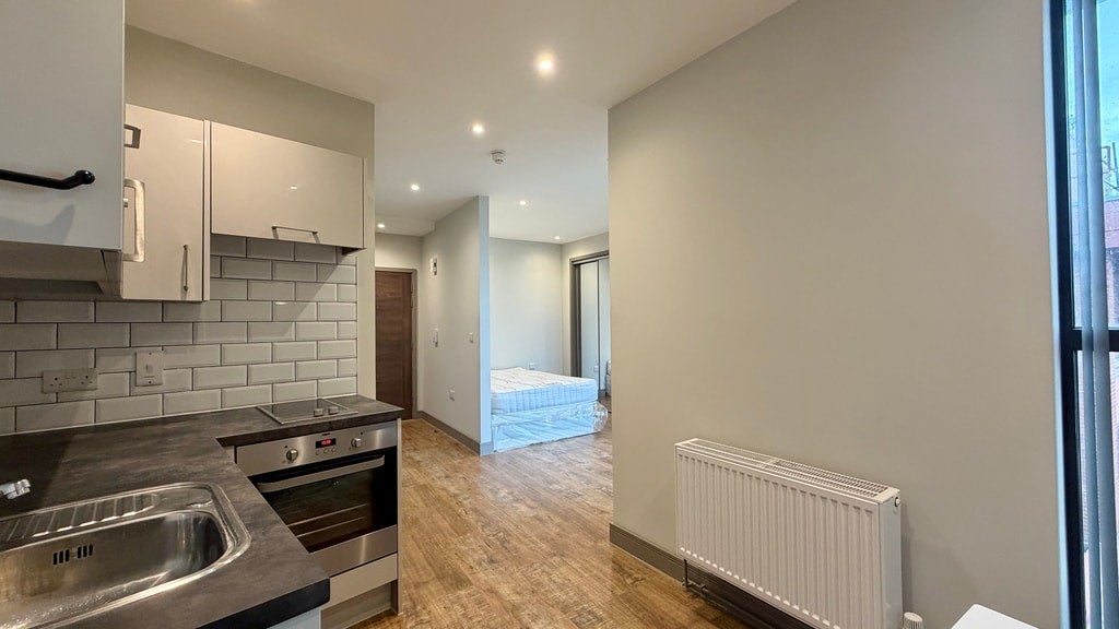 Flat Week Street in Maidstone