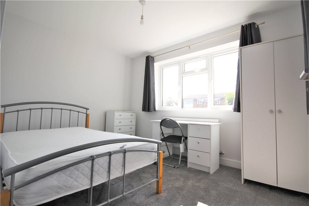 Flat Laburnum Place in Borough of Runnymede