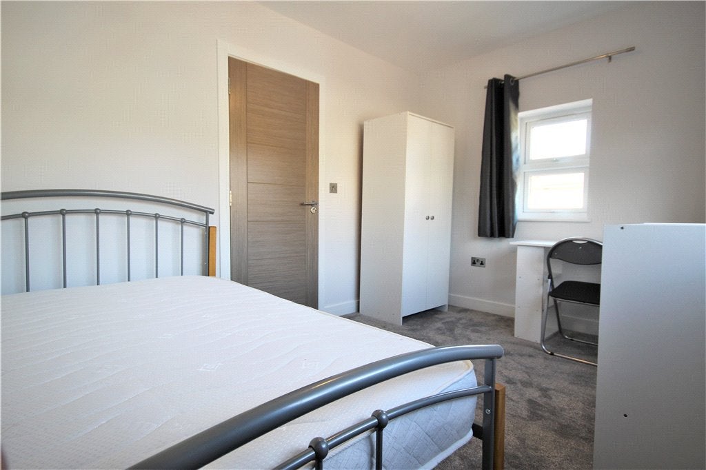 Flat Laburnum Place in Borough of Runnymede