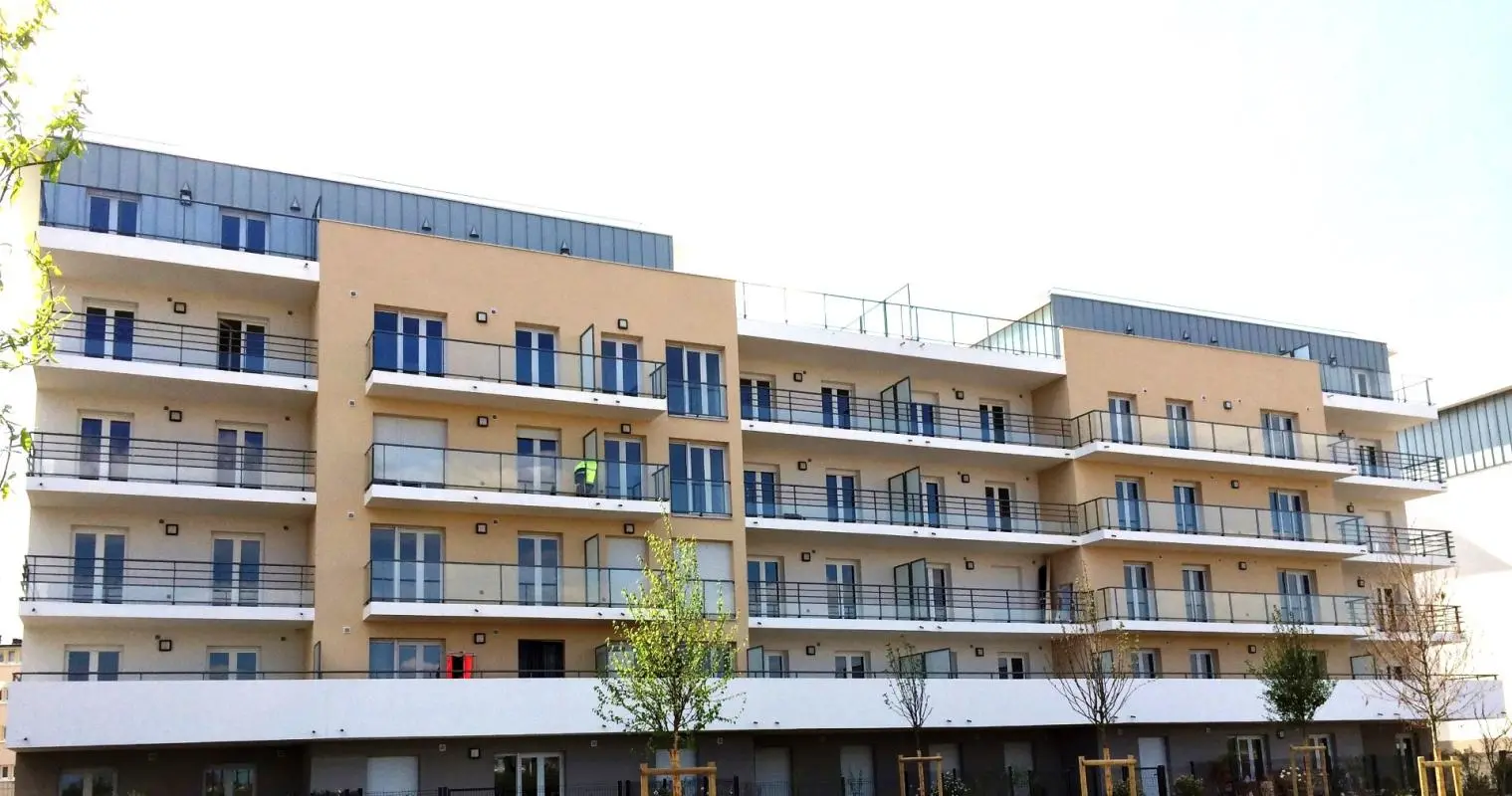 Flat Rue Honoré Daumier in La Rochette