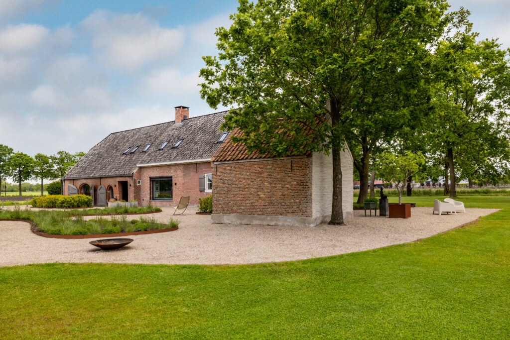 Huis Notselseweg 1 in Strijbeek