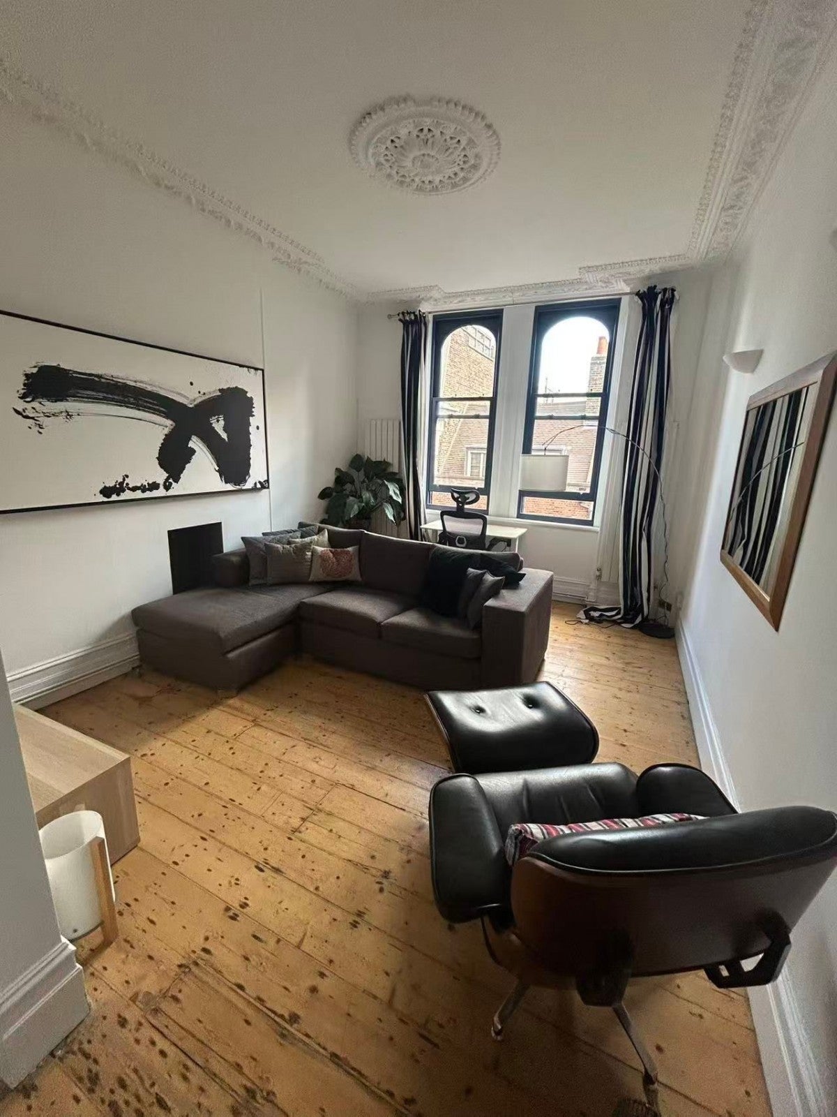 Flat Denmark Street in Greater London