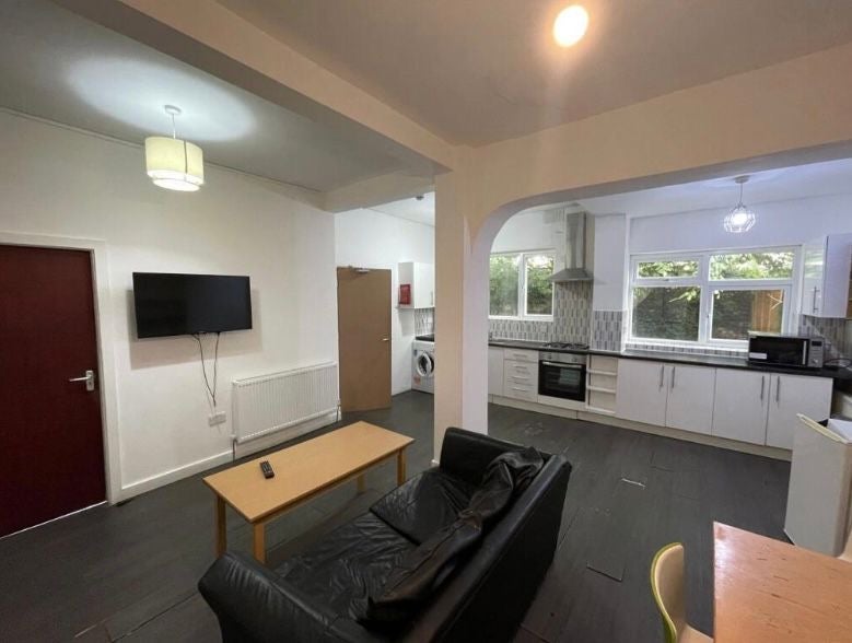 Room Park Range in Manchester