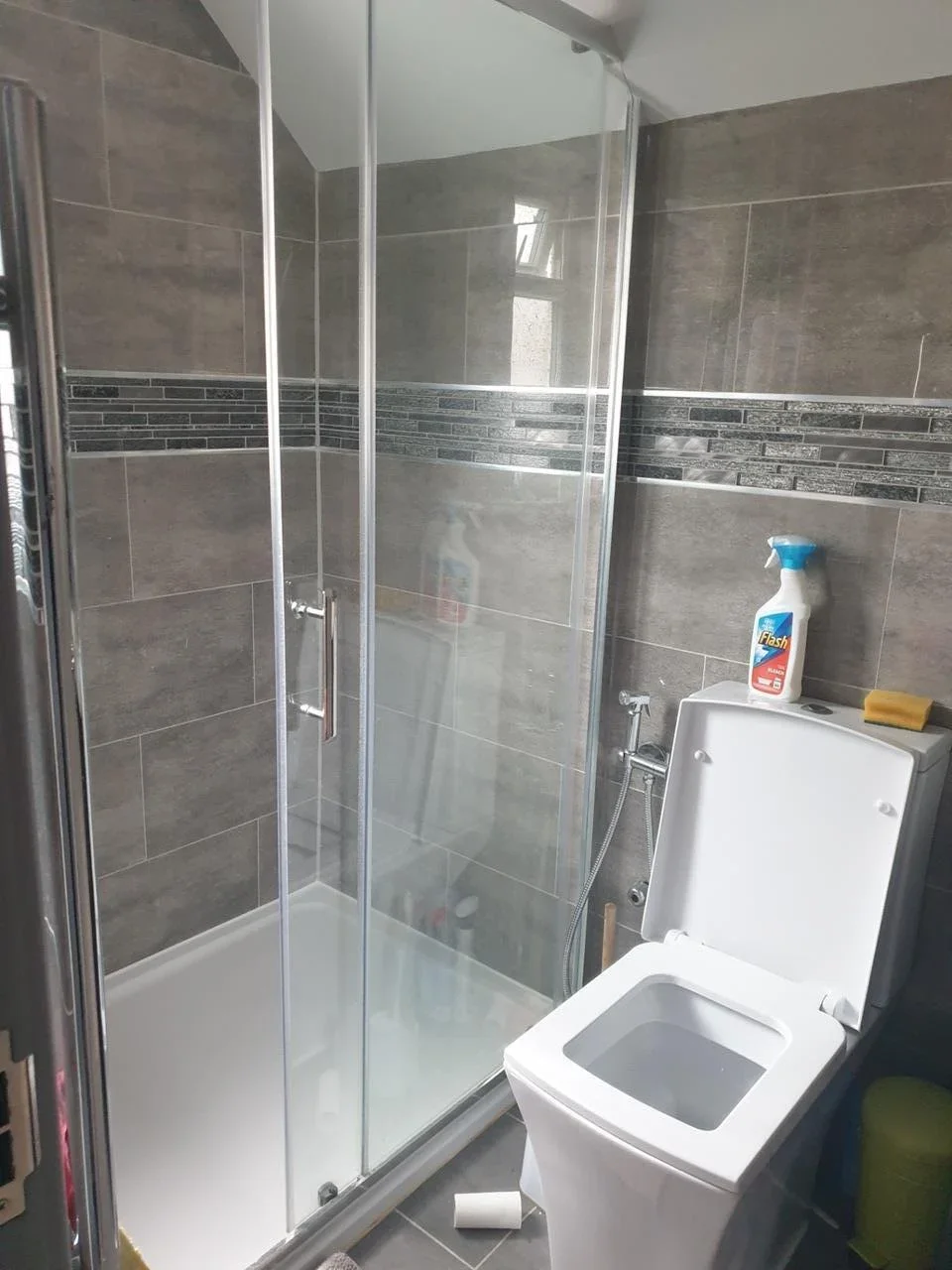 Room Ferndown in Greater London
