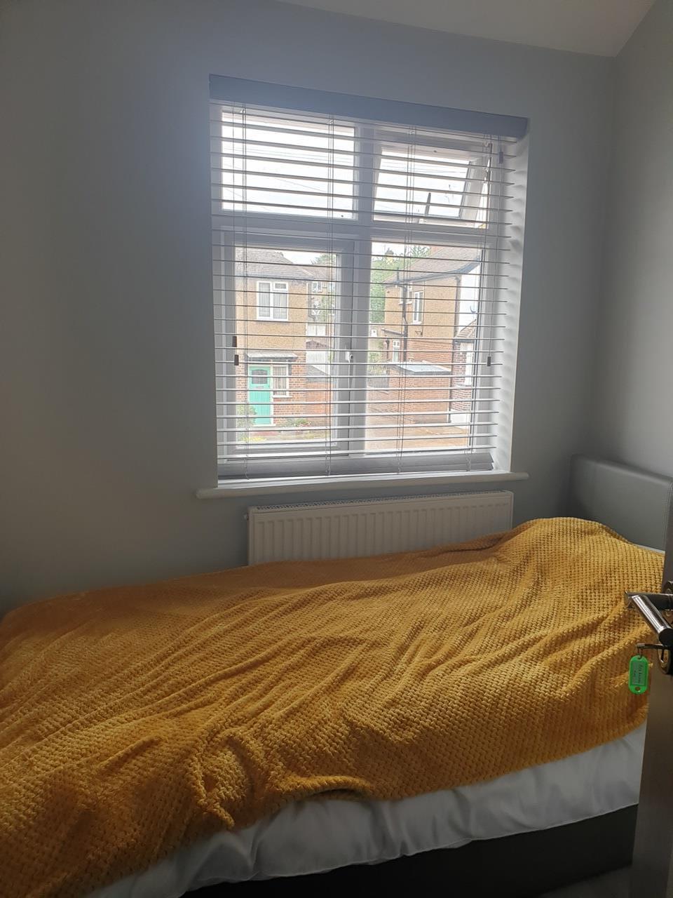 Room Ferndown in Greater London