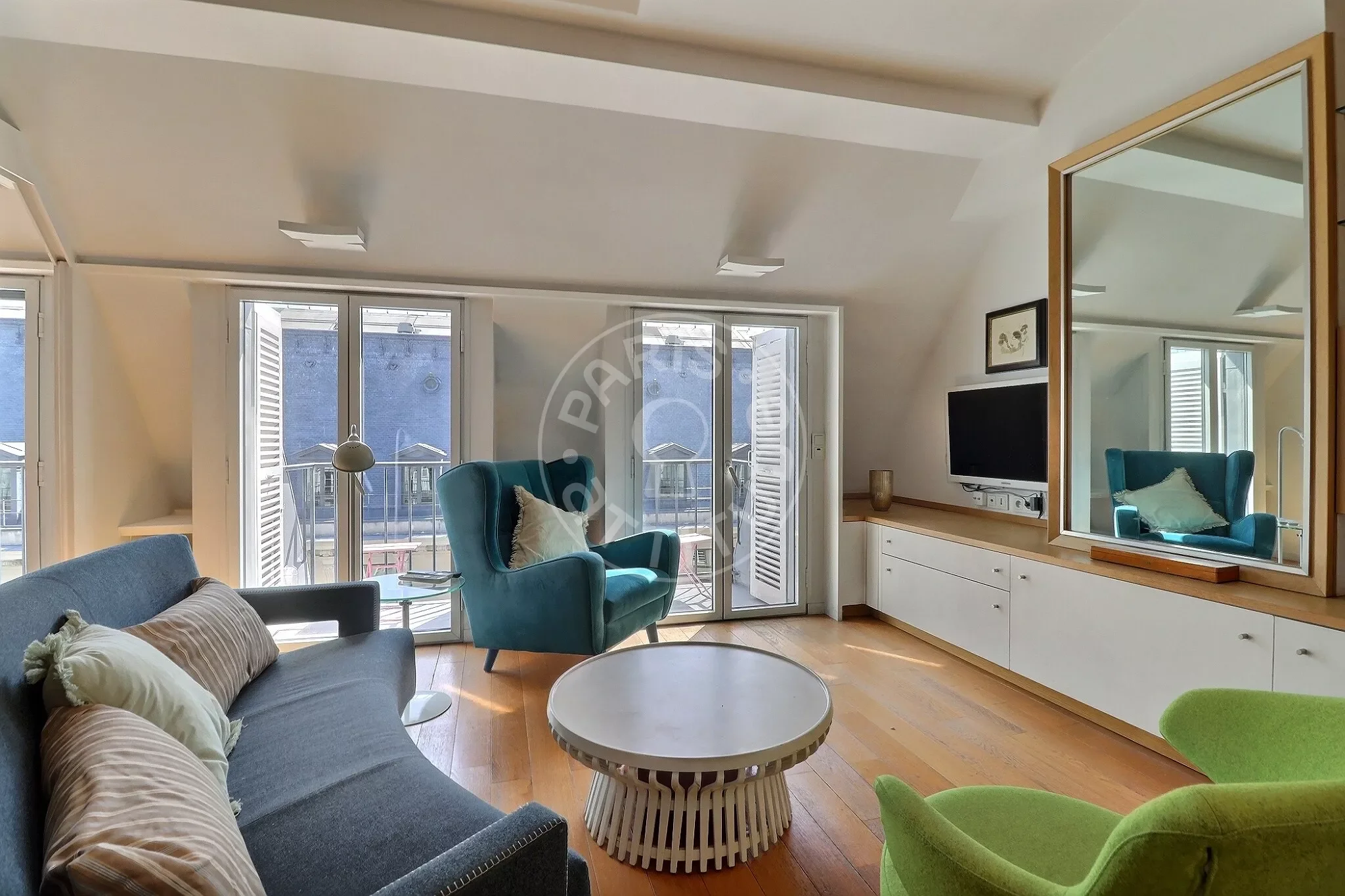 Flat Rue de Rivoli in Paris