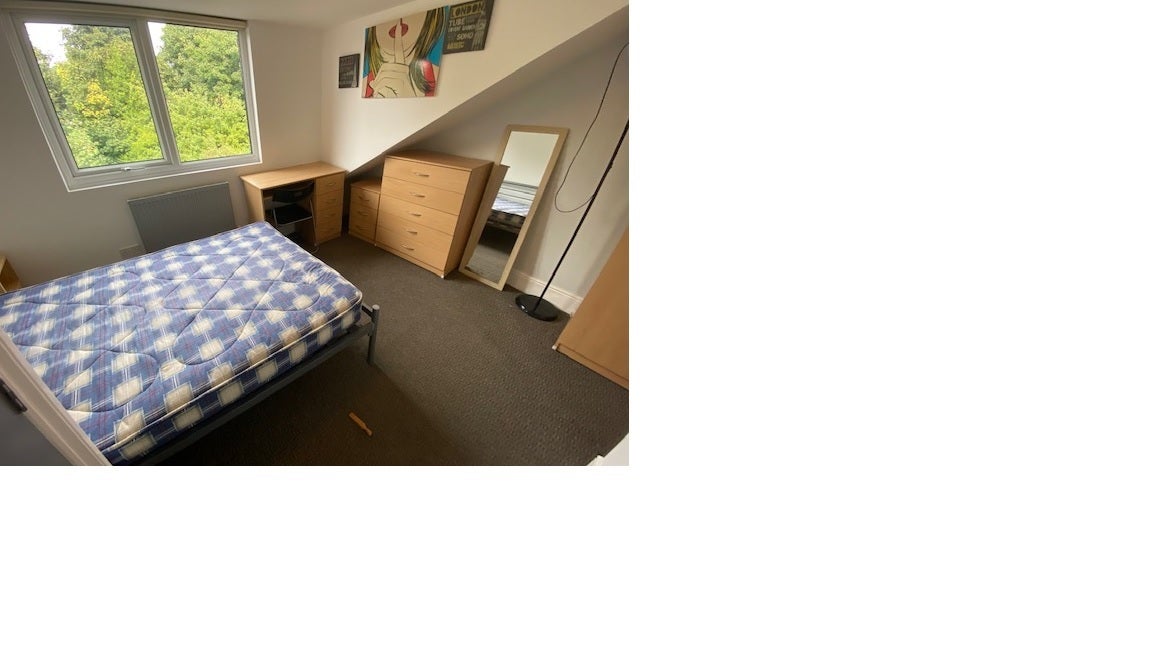 Room Tiverton Road in Birmingham