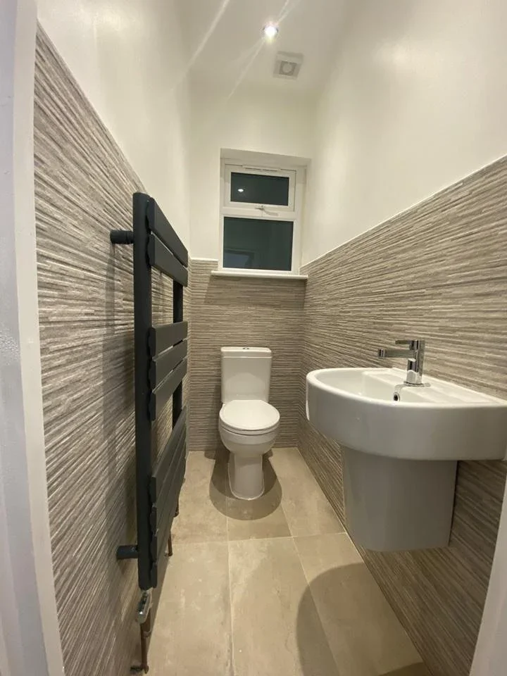 Room Masons Avenue in Greater London