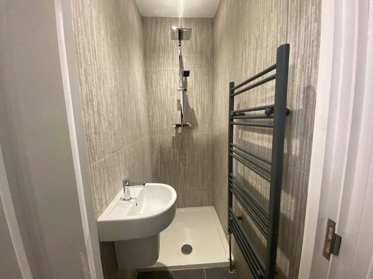 Room Masons Avenue in Greater London
