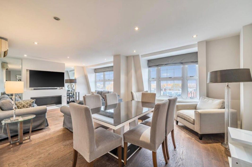 Flat Brompton Road in Greater London