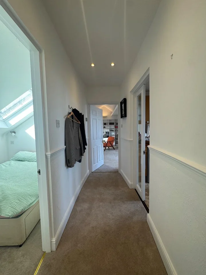 Flat Coolhurst Road in Greater London
