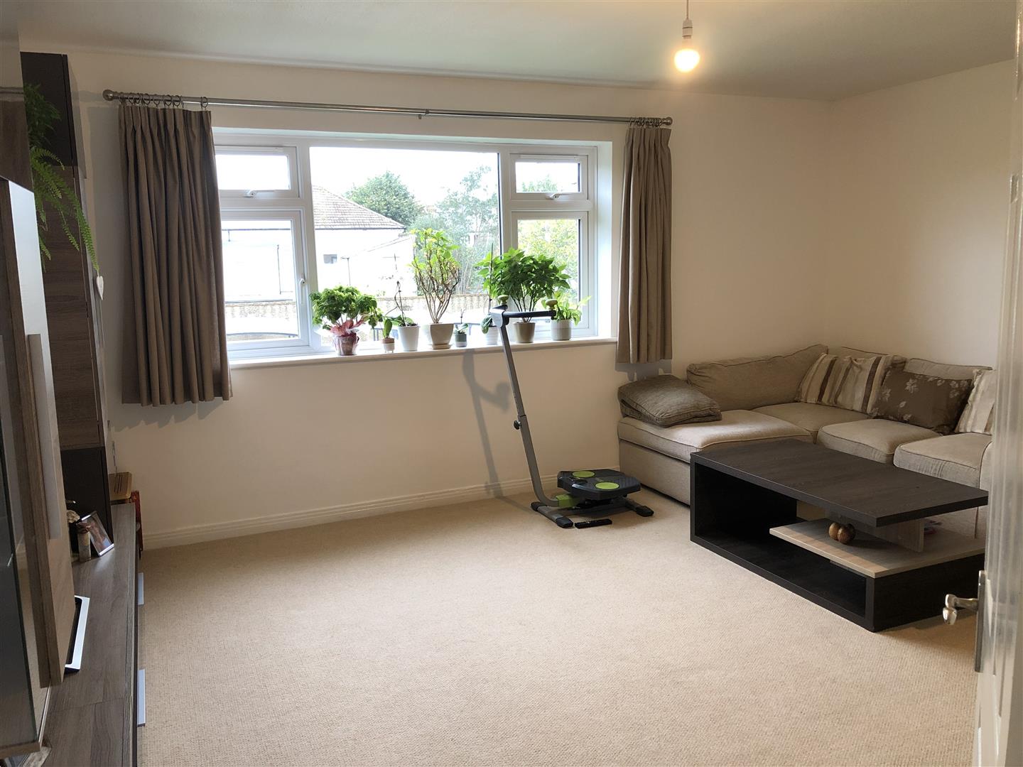 Flat The Cut in Greater London
