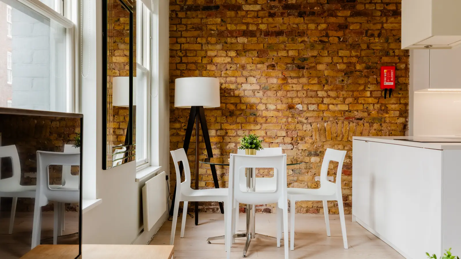 Flat Portpool Lane in Greater London