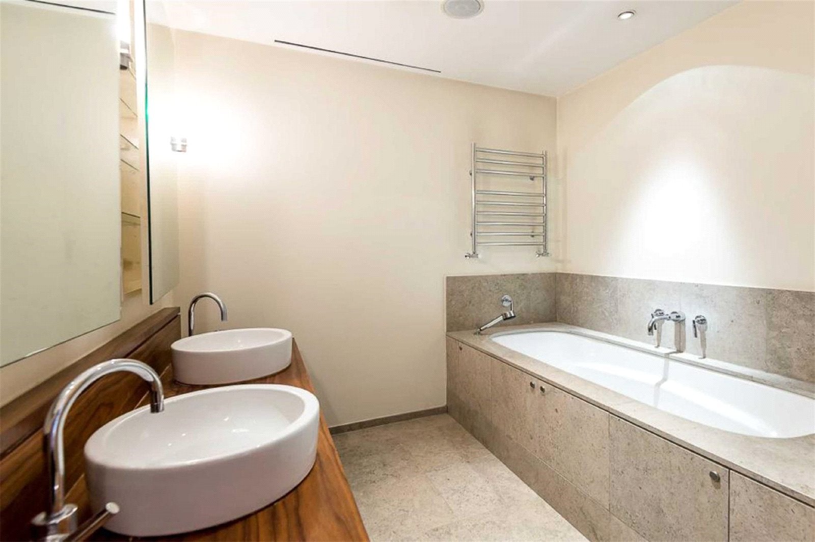 House Tercelet Terrace in Greater London
