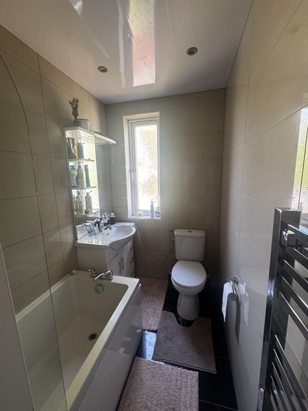 Room Sighthill Drive in City of Edinburgh
