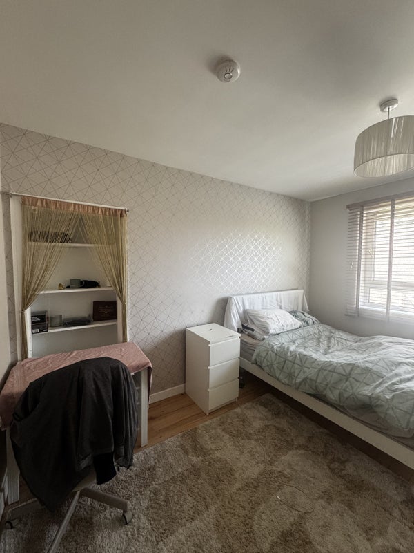 Room Sighthill Drive in City of Edinburgh