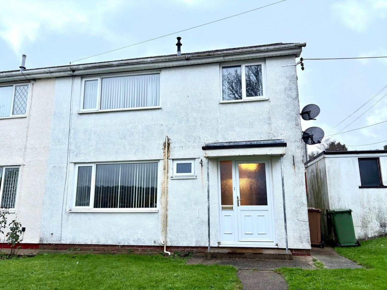 House Beili Glas Road in Pengam