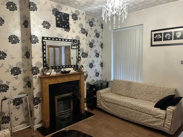 Flat Rosefield Road in Sandwell
