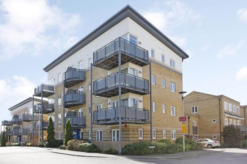 Flat Linden Avenue in Watford