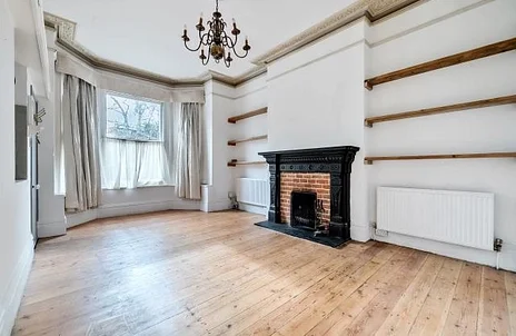Flat Tilehurst Road in Reading