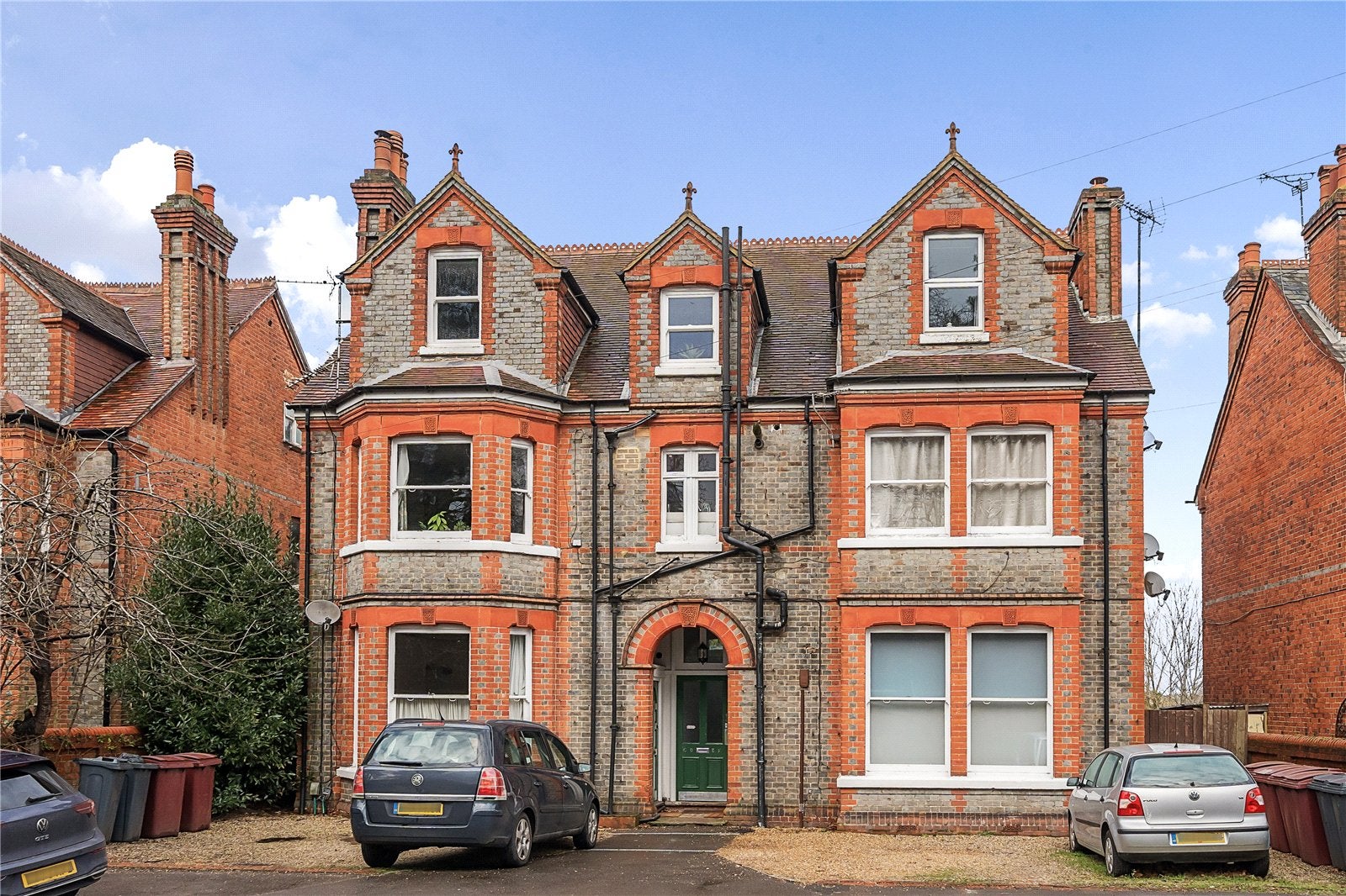 Flat Tilehurst Road in Reading