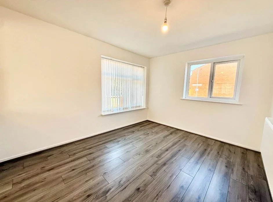 Flat Oriel Road in Liverpool