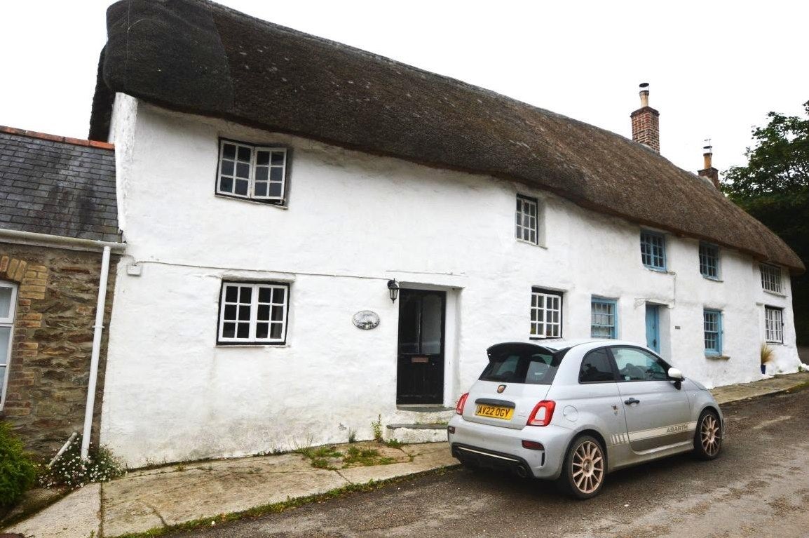 House B3285 in Mithian