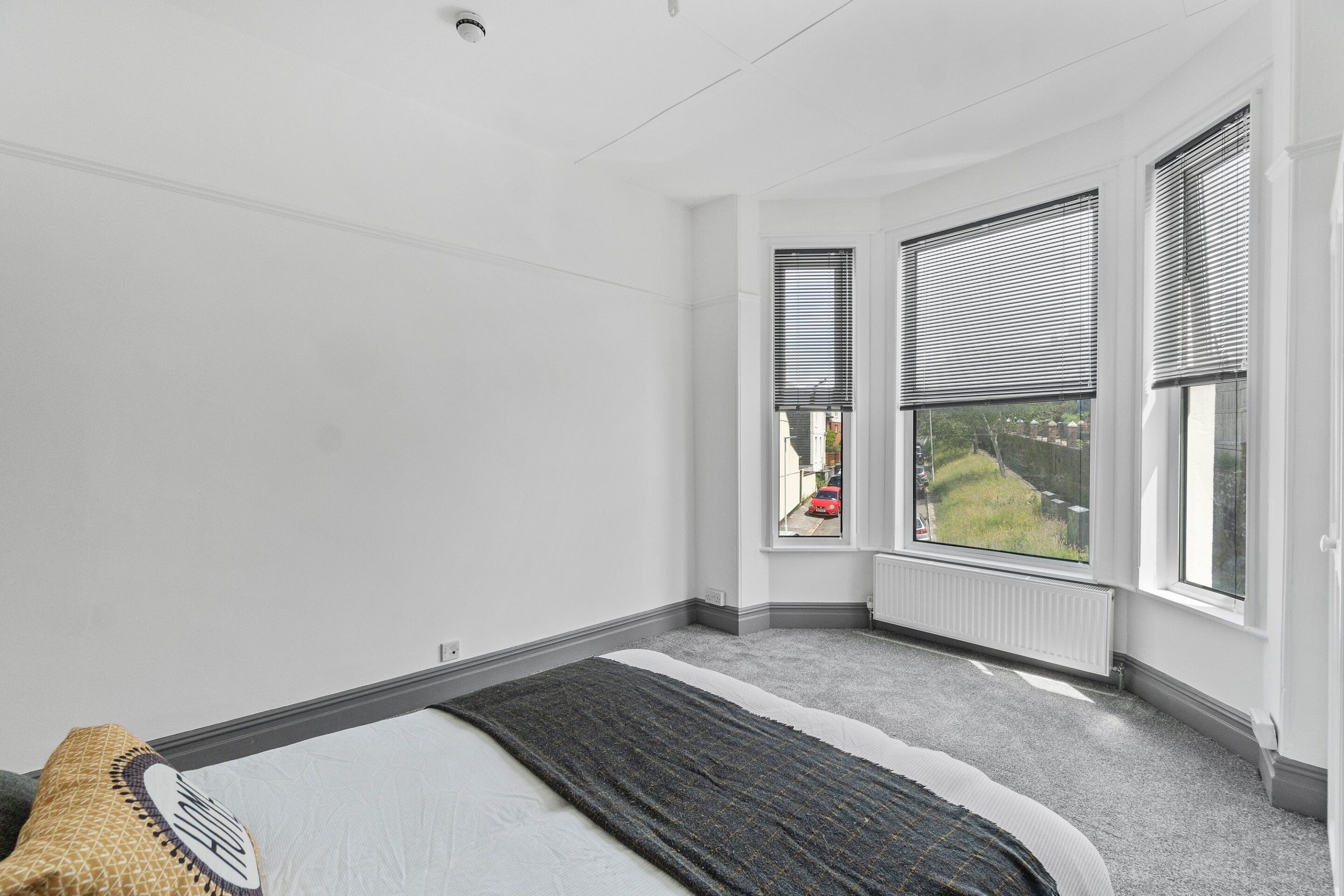 Room Prince Maurice Road in Plymouth