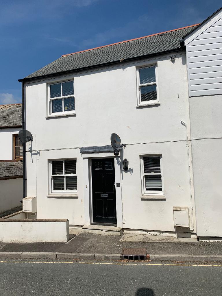 Flat Carclew Street in Truro