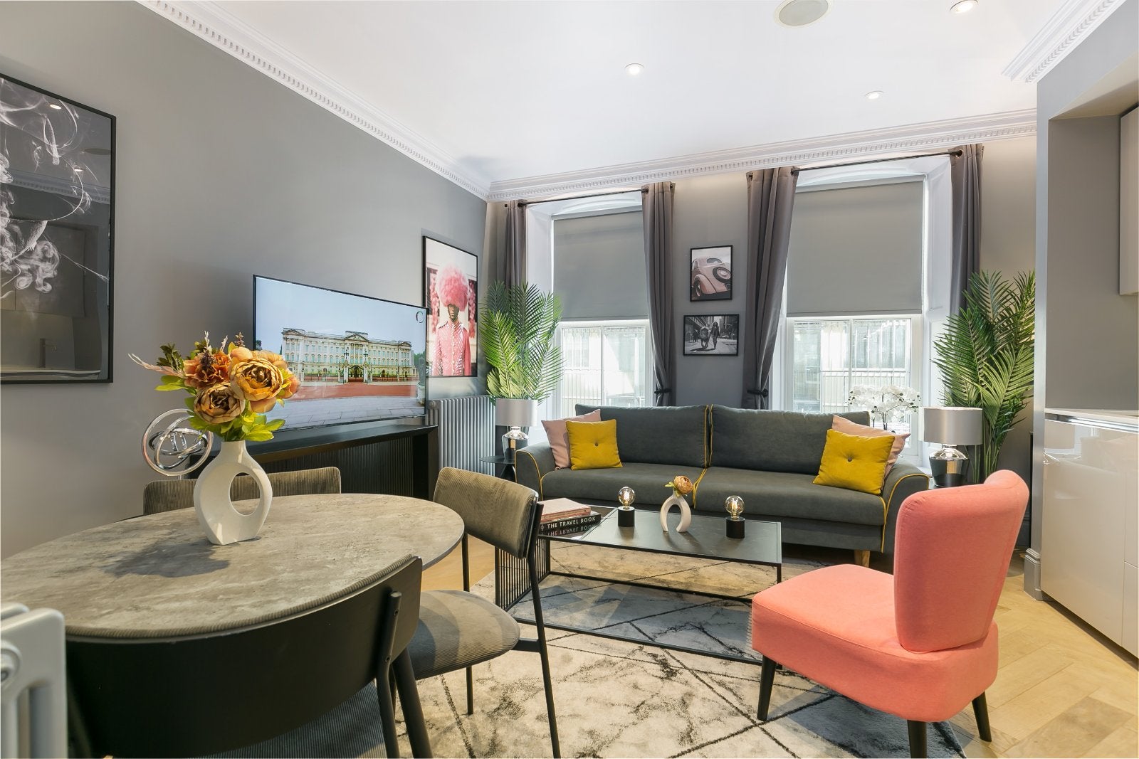 Flat Broad Court in City of Westminster