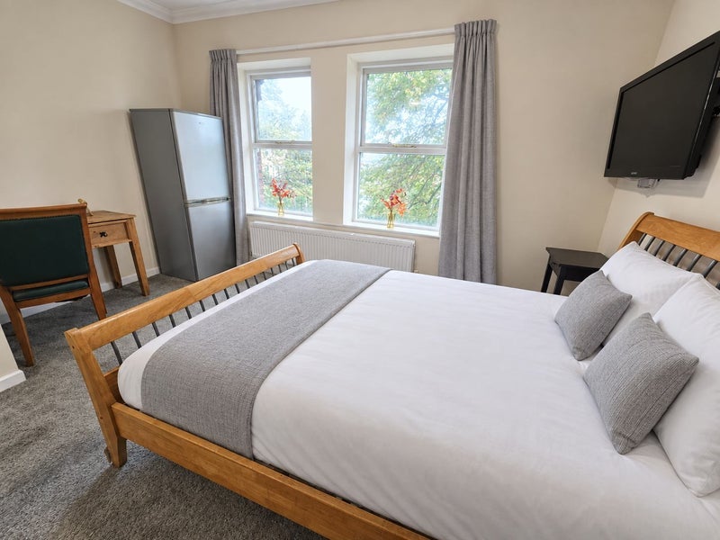 Room Croxteth Road in Liverpool