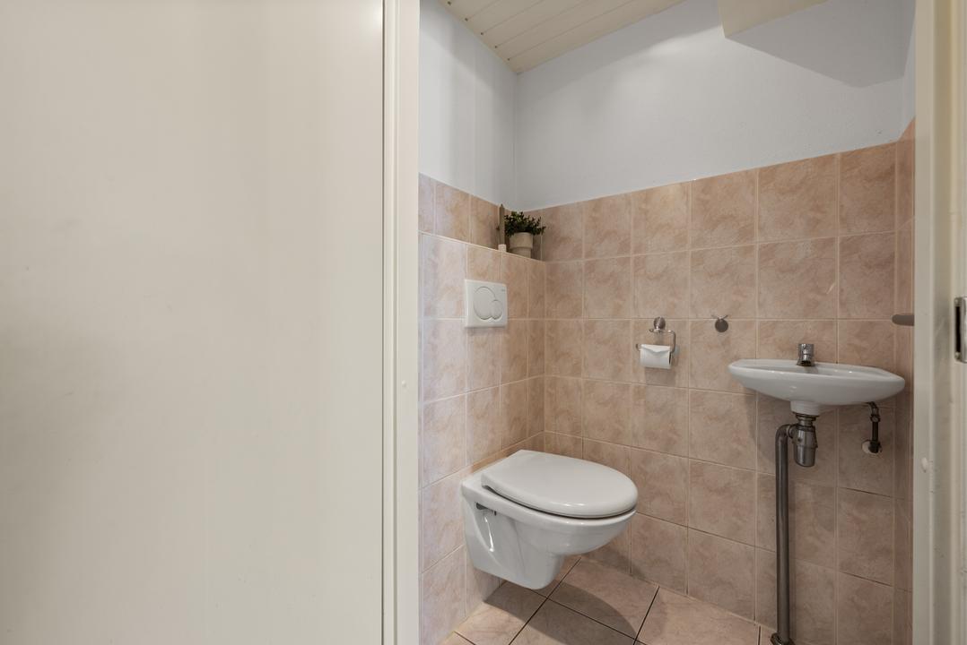 Tussenwoning te koop: Korenmolen 64, Alphen Aan Den Rijn