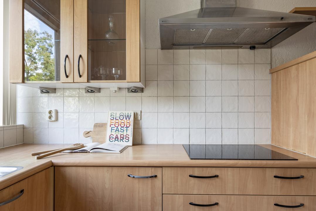 Tussenwoning te koop: Korenmolen 64, Alphen Aan Den Rijn