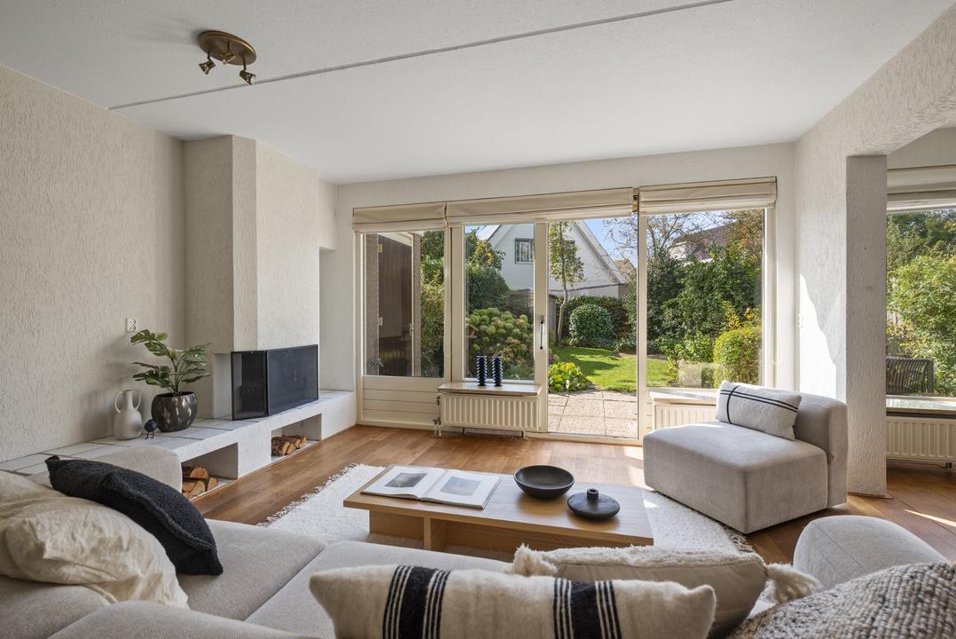 Tussenwoning te koop: Korenmolen 64, Alphen Aan Den Rijn