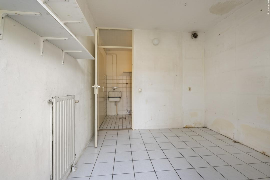 Tussenwoning te koop: Korenmolen 64, Alphen Aan Den Rijn